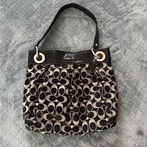 Coach Black and Cream Shoulder Bag